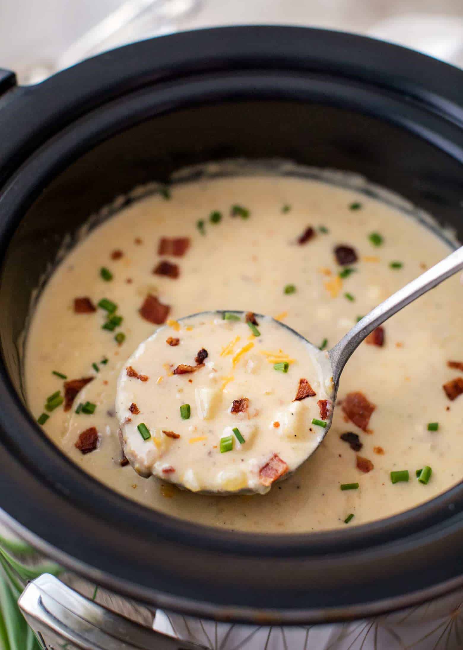 Lighter Slow Cooker Potato Soup: Creamy Taste, Fewer Calories